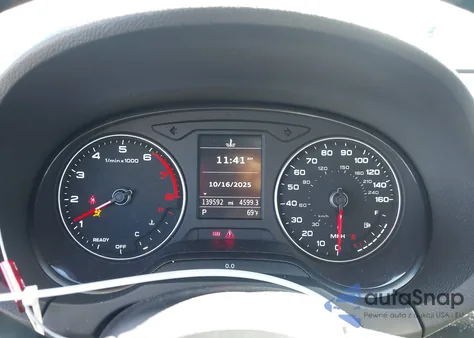 2017 Audi A3 2.0T Premium z USA, uszkodzony, nr VIN WAUGUGFF1H1029095